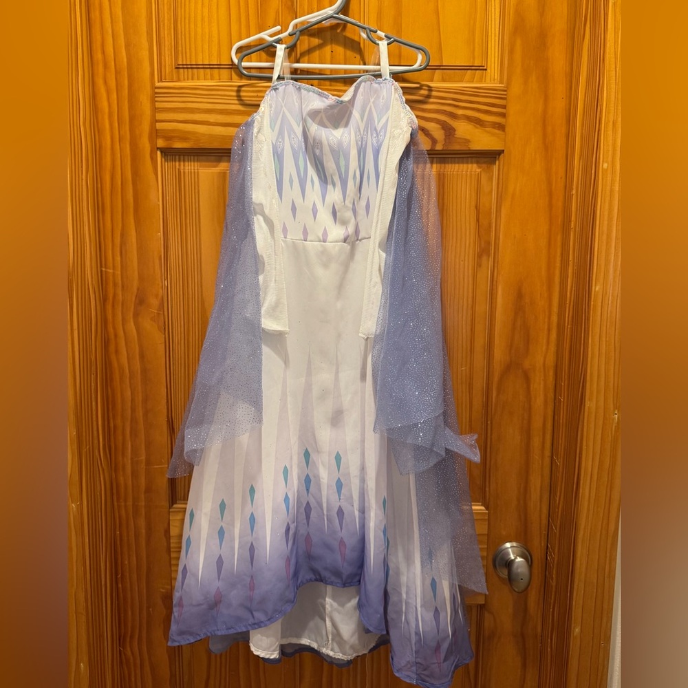Disney Frozen II Elsa Ice Princess Dress with sequin accents size 4/6